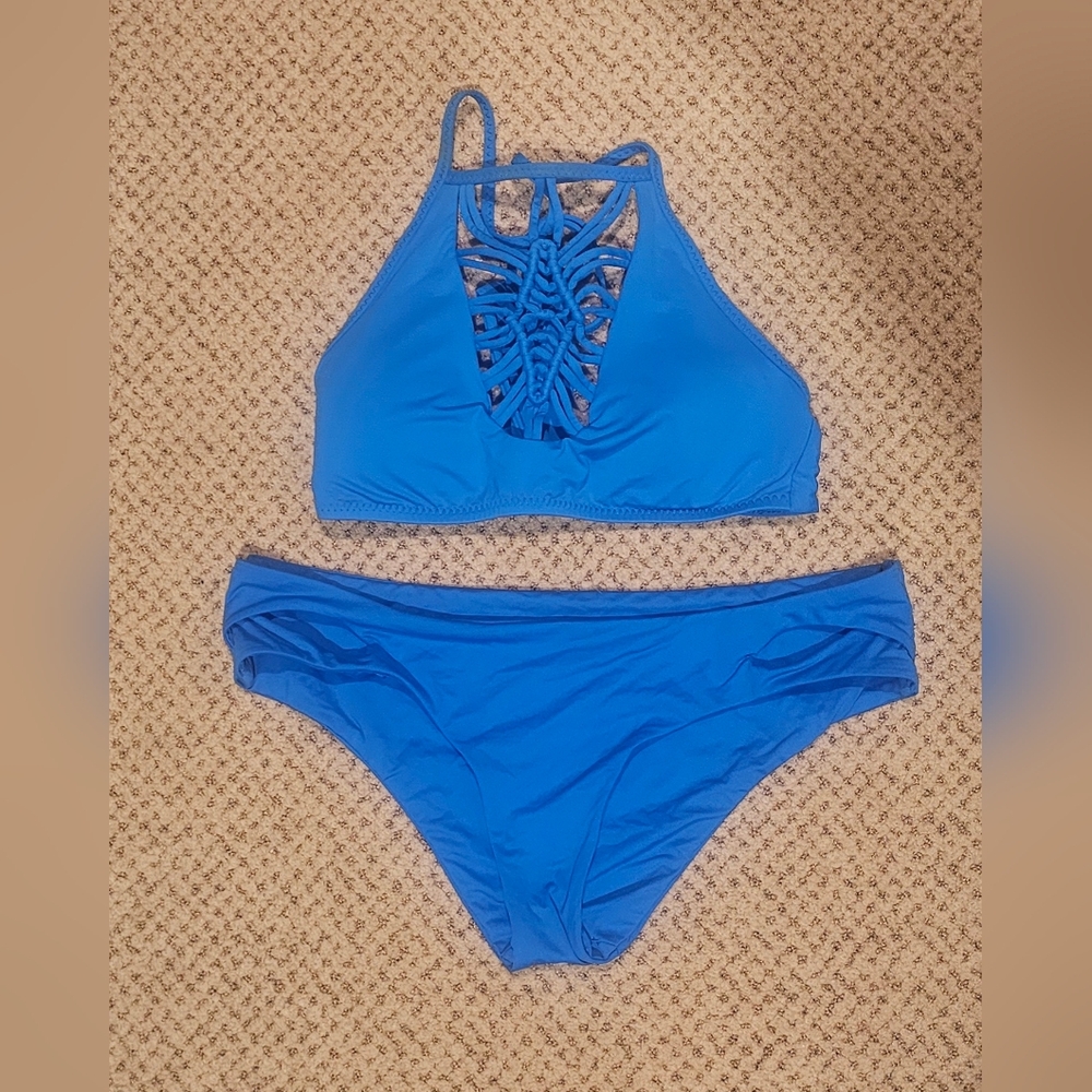 Two piece Becca bikini with keyhole bottoms